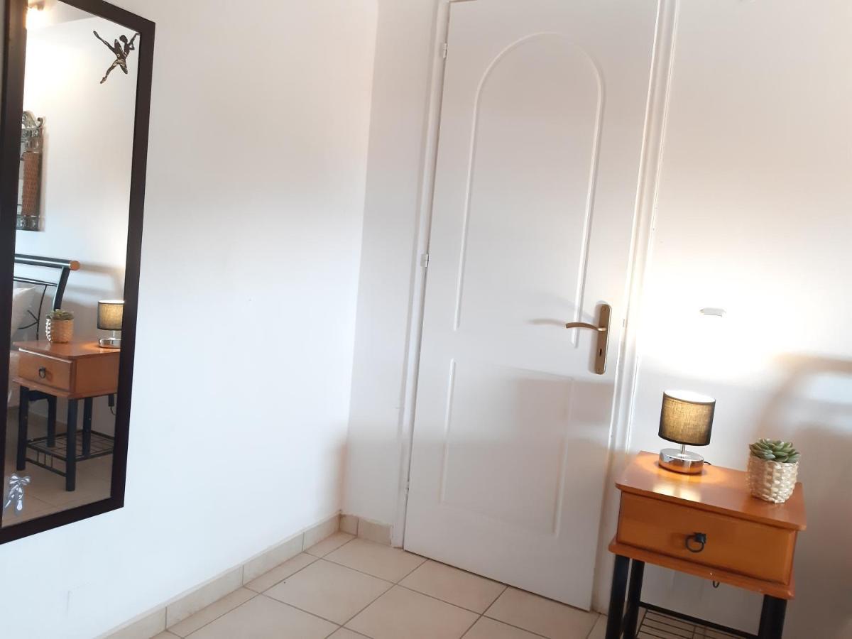 Casa De Blue Apartments Lurdáta Kültér fotó